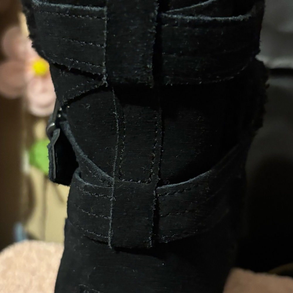 Koolaburra Black Shearling Boots - Picture 2 of 3